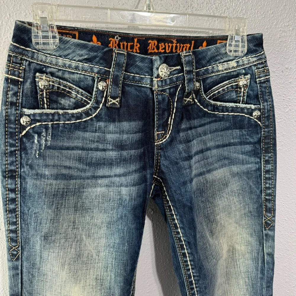 Rock Revival embellished Leah straight leg Jean size 26
